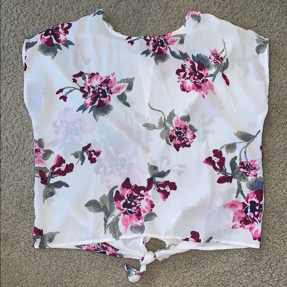 Floral print blouse! - Picture 1 of 2